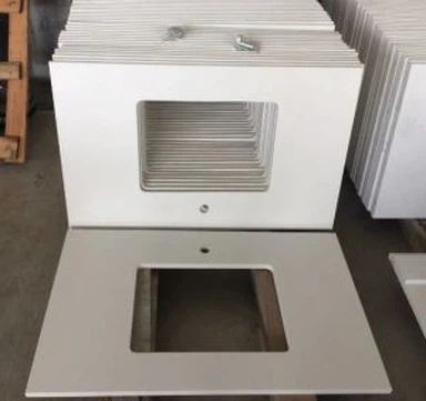 کوارٹج وائٹ وینٹی ٹاپ۔