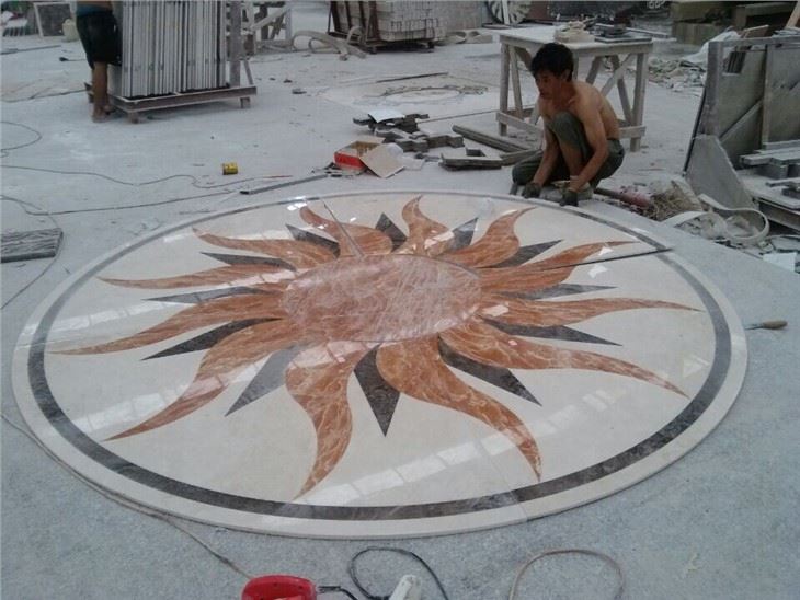 Sun Style Medallion 